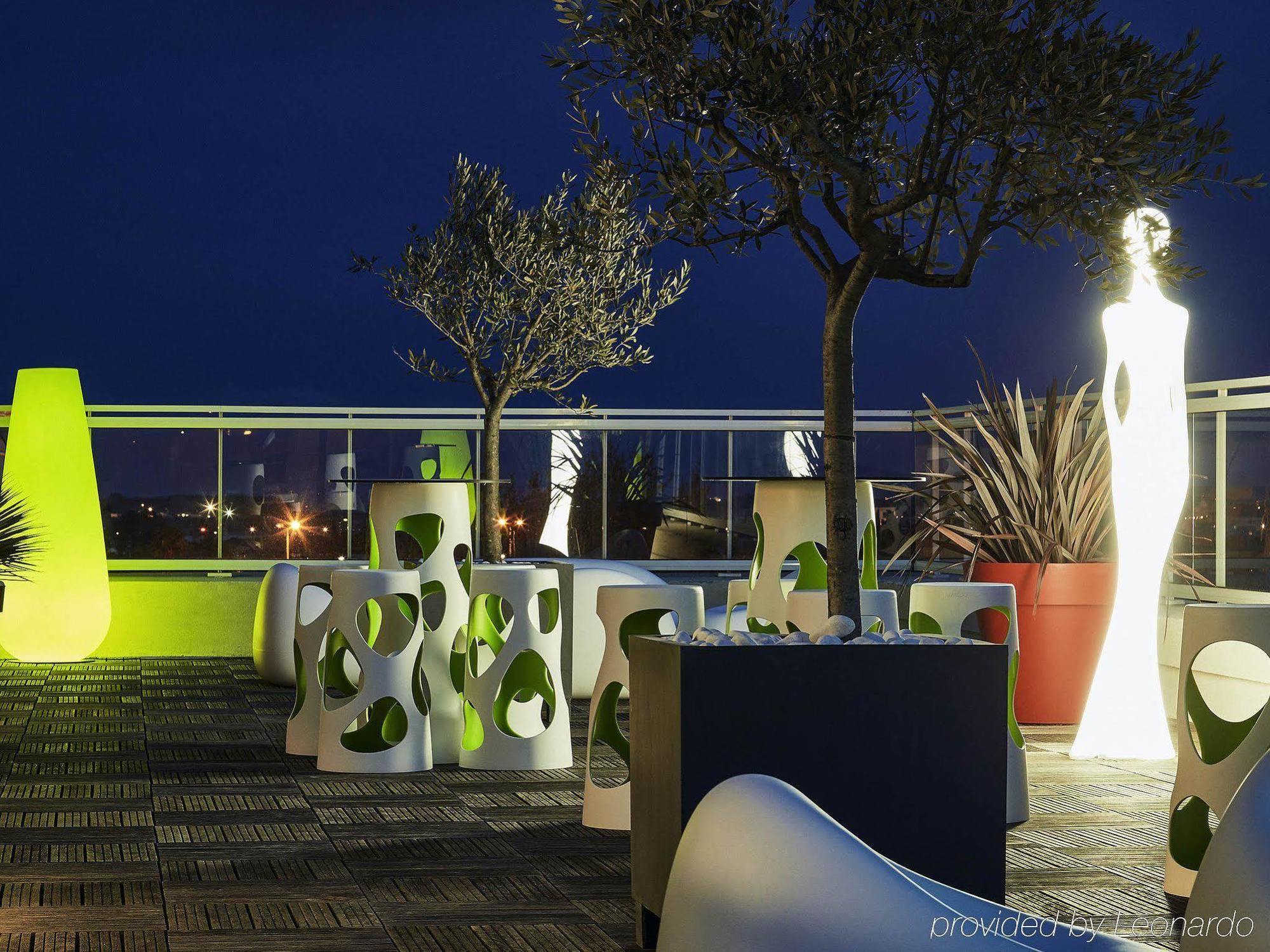 Ibis Styles Hyeres Rooftop & Spa Restaurant foto